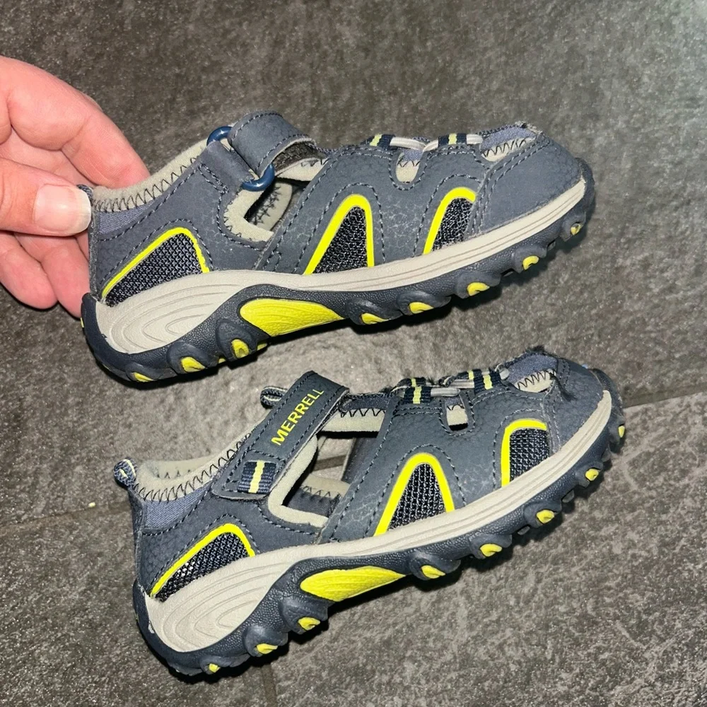 Toddler Boy Merrell Sport Sandals size 7 - Picture 3 of 9